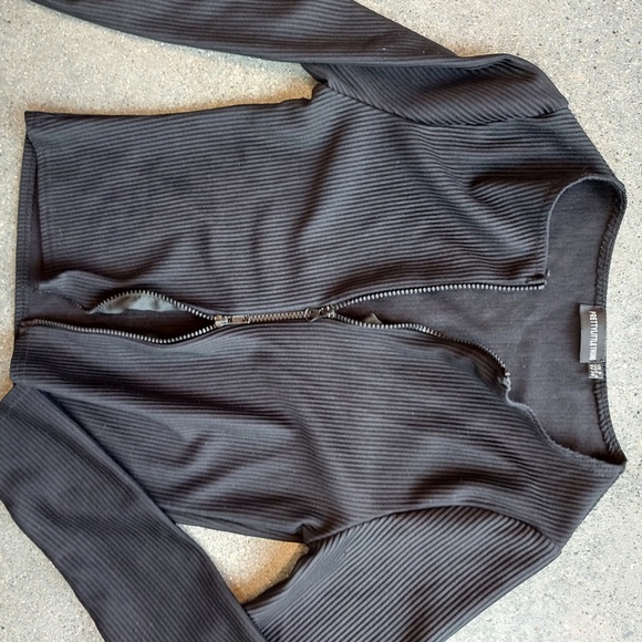 Zip Top - Picture 3 of 6